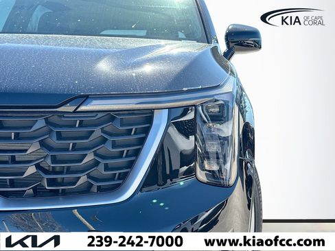 New 2026 Kia Sorento LX image 9