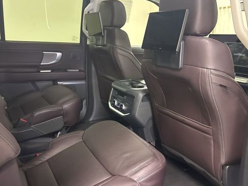 New 2026 Ford Expedition Max Platinum w/ Platinum Ultimate Package AWD/4WD image 45