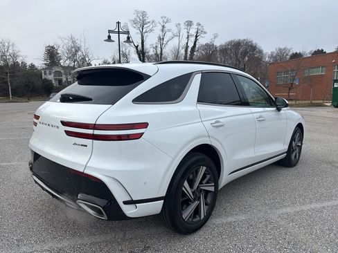 New 2026 Genesis GV70 3.5T Sport Advanced image 10