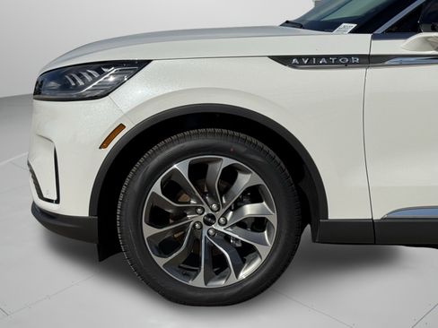 New 2026 Lincoln Aviator 2WD image 27