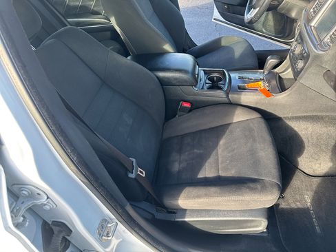 Used 2013 Dodge Charger R/T image 9