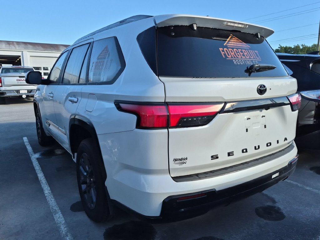 Used 2025 Toyota Sequoia Platinum AWD/4WD image 7