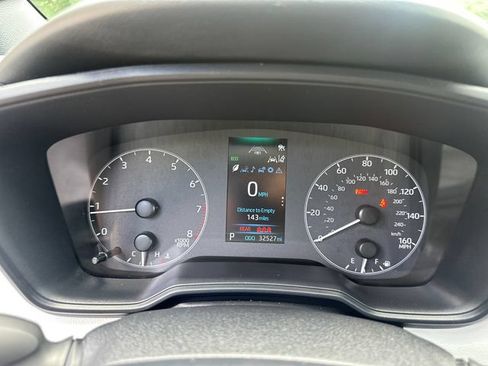 Certified 2024 Toyota Corolla SE FWD image 33
