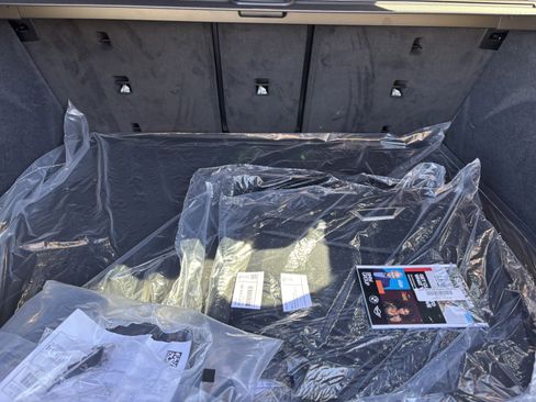 Used 2026 BMW X5 xDrive50e w/ Executive Package image 35