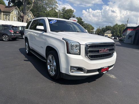 Used 2019 GMC Yukon SLT w/ Open Road Package AWD/4WD image 7