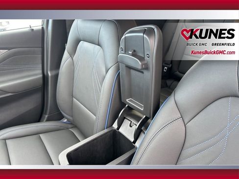 New 2026 Buick Envista Sport Touring w/ Convenience I Package image 17