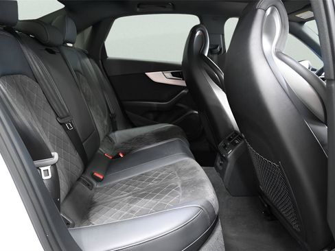 Used 2021 Audi S4 Premium w/ Convenience Package AWD/4WD image 18