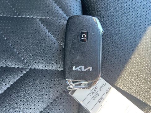 Certified 2024 Kia Sportage X-Line image 24