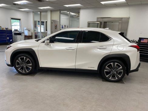 Used 2020 Lexus UX 250h w/ Premium Package image 2