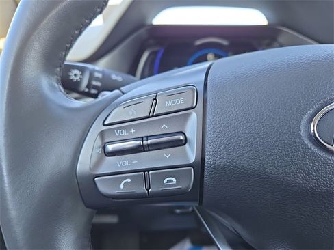 Used 2020 Hyundai Ioniq Limited image 18