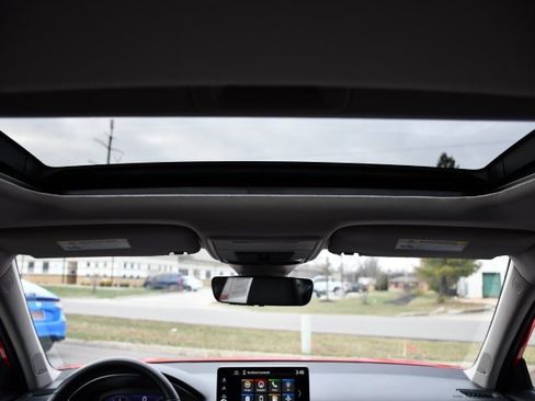 Used 2022 Honda Civic Touring image 32