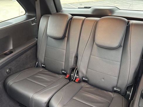 Used 2024 Mercedes-Benz GLS 450 4MATIC image 34