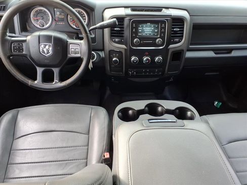 Used 2016 RAM 2500 Tradesman image 16