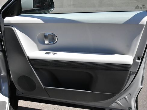 Used 2024 Hyundai Ioniq 5 SE RWD image 44