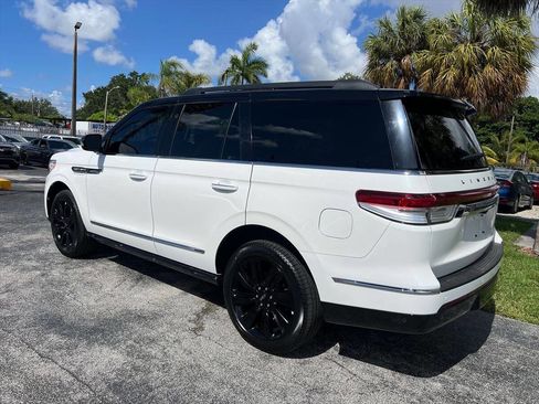 Used 2022 Lincoln Navigator Black Label image 5