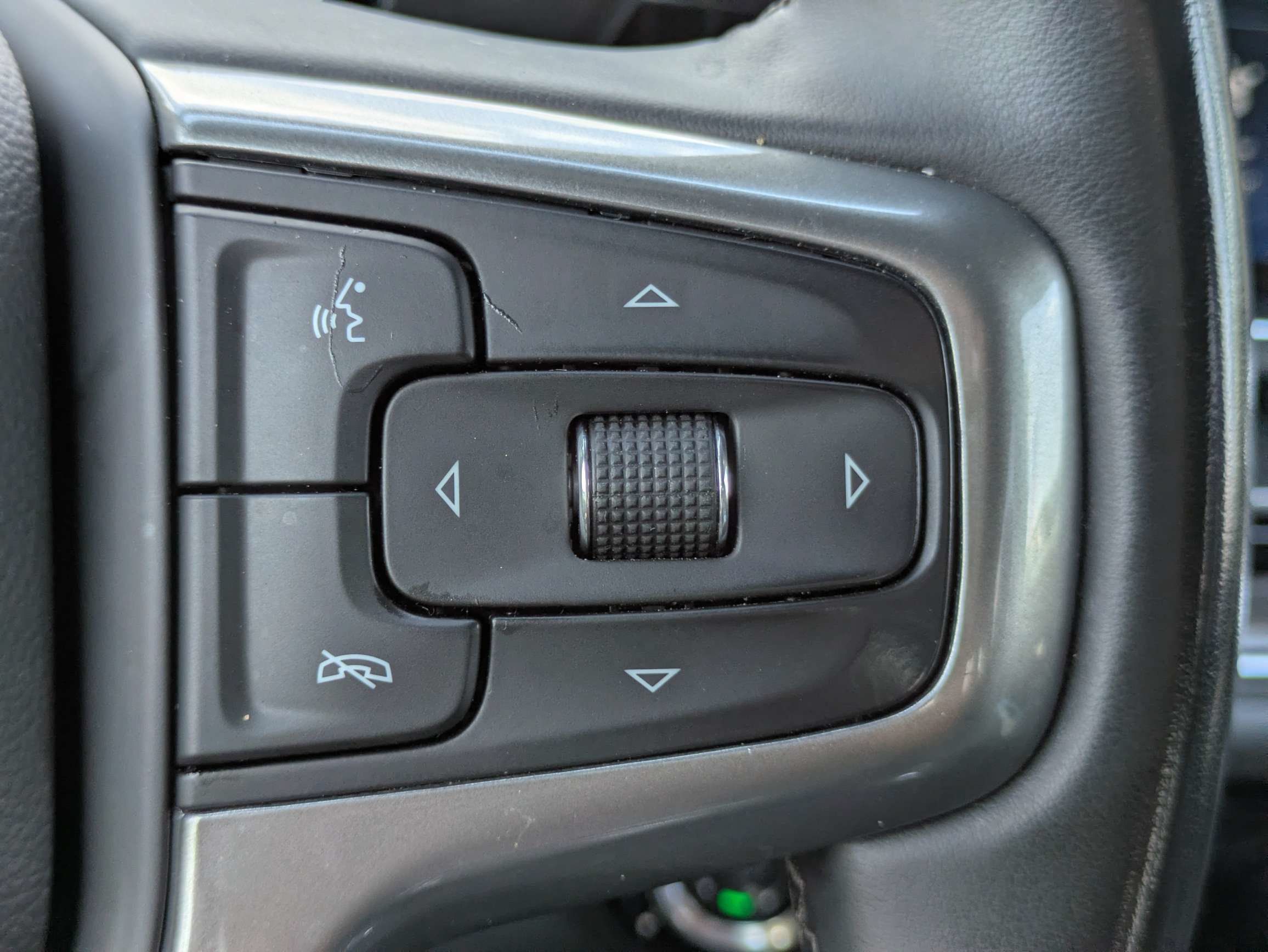 Used 2025 Chevrolet Silverado 2500 LTZ w/ LTZ Plus Package AWD/4WD image 16