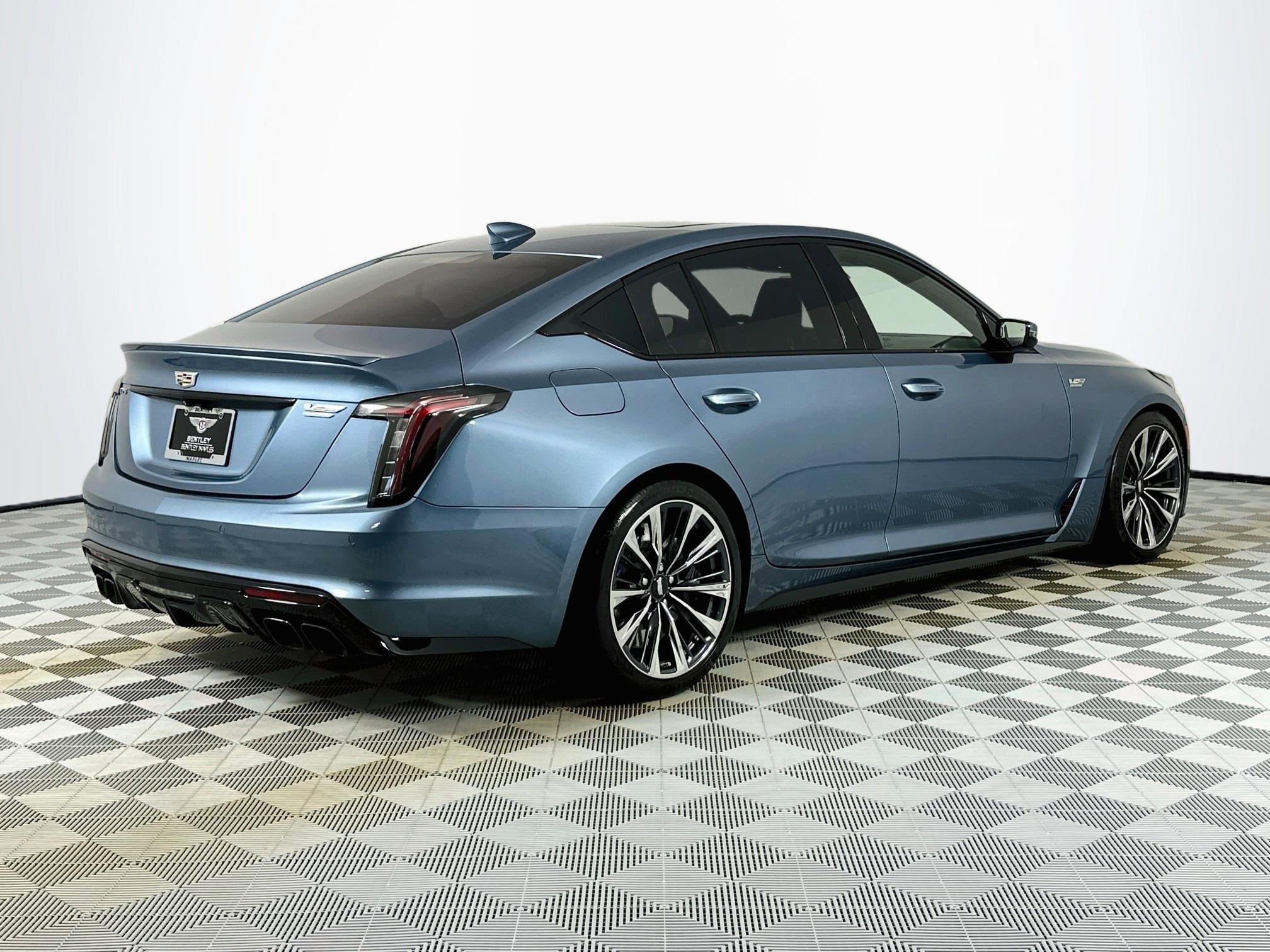 Used 2024 Cadillac CT5 V Blackwing w/ Driver Assist Package RWD image 5