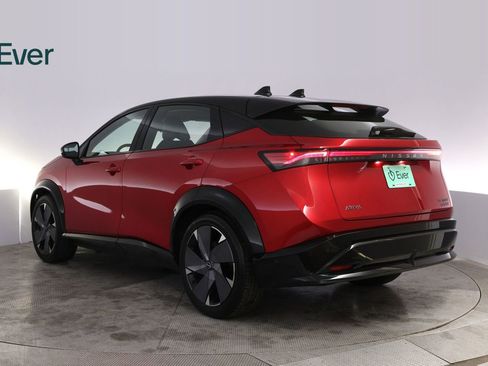 Used 2024 Nissan Ariya AWD image 17
