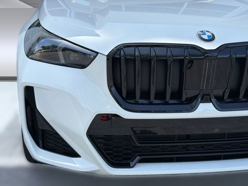 New 2026 BMW X1 xDrive28i w/ Technology Package AWD/4WD image 12