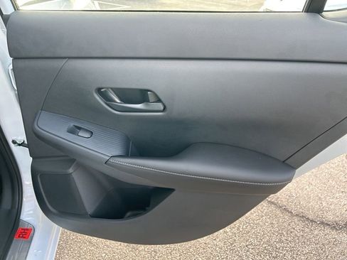 New 2025 Nissan Sentra S image 38