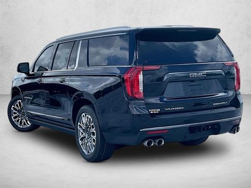 Used 2024 GMC Yukon XL Denali Ultimate AWD/4WD image 13