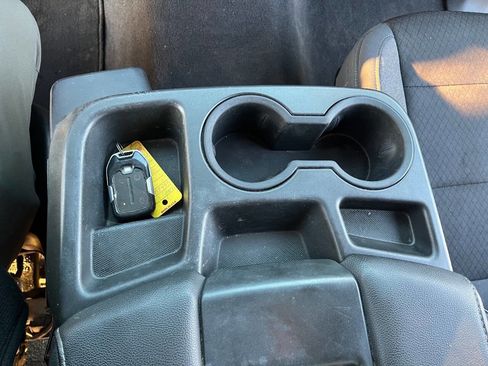 Used 2020 Chevrolet Silverado 2500 LT w/ Convenience Package image 35