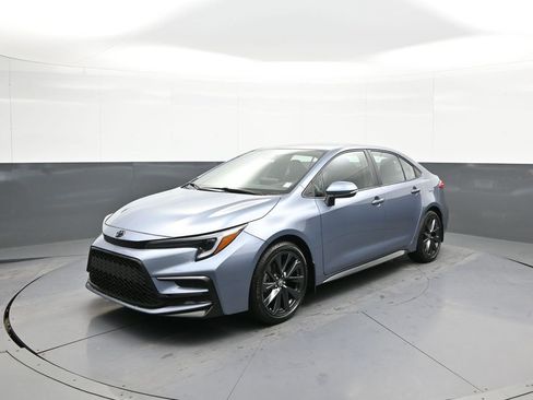 Certified 2023 Toyota Corolla SE image 1