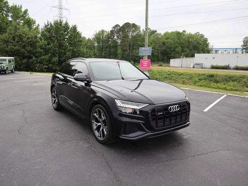 Used 2023 Audi SQ8 Prestige AWD/4WD image 13