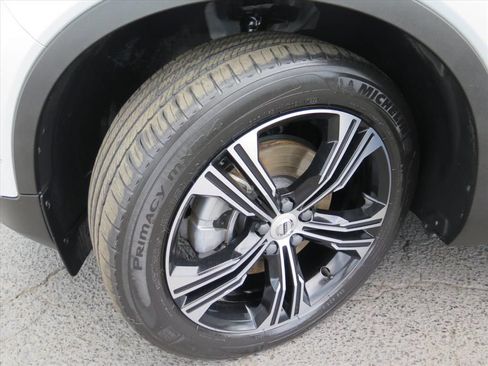 Used 2022 Volvo XC40 T5 Inscription w/ Advanced Package AWD/4WD image 18