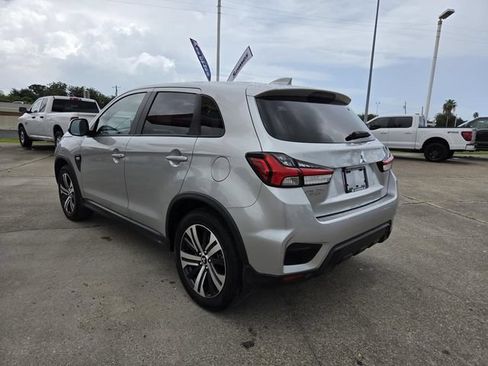 Used 2025 Mitsubishi Outlander Sport LE AWD/4WD image 16