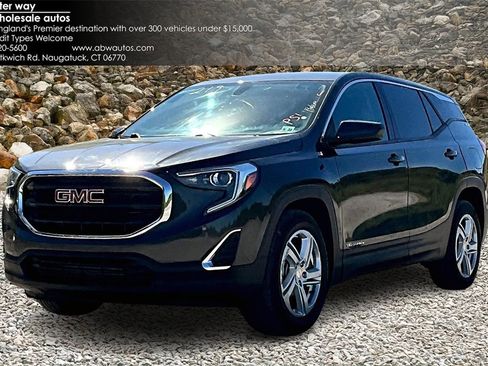 Used 2018 GMC Terrain SLE image 1
