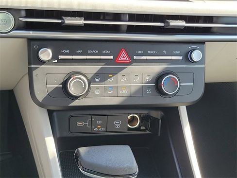 New 2026 Hyundai Tucson SE image 10