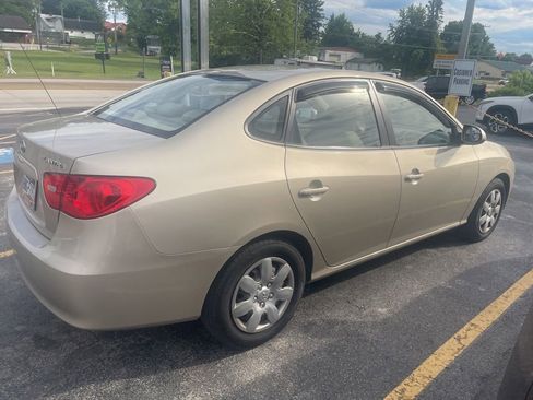 Used 2007 Hyundai Elantra GLS FWD image 2