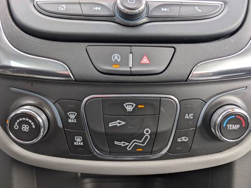 Certified 2023 Chevrolet Equinox LS image 19