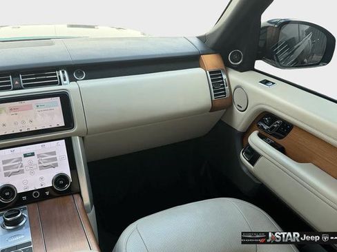 Used 2021 Land Rover Range Rover P525 Westminster Edition LWB AWD/4WD image 16