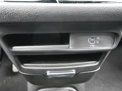 New 2026 Chrysler Pacifica Select image 20