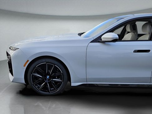 New 2026 BMW i7 eDrive50 w/ M Sport Package image 39
