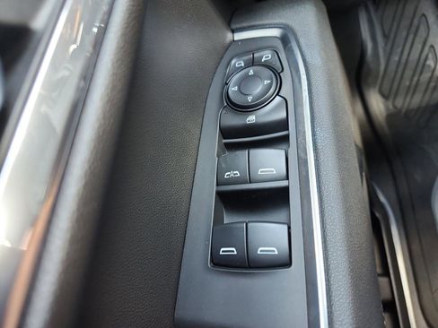 New 2026 GMC Sierra 1500 Elevation image 19