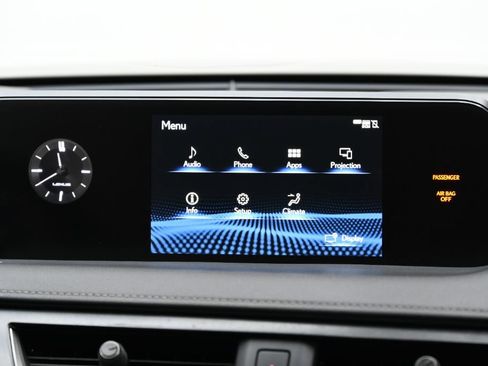 Used 2021 Lexus UX 200 w/ Accessory Package (Z2) FWD image 27