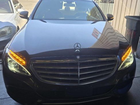 Used 2015 Mercedes-Benz C 300 4MATIC Sedan image 24