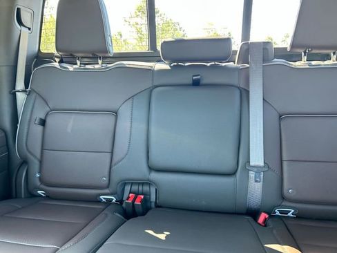 Used 2024 GMC Sierra 1500 Denali w/ Denali Reserve Package image 27