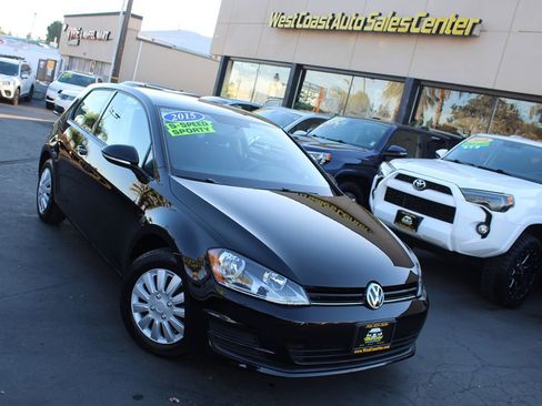 Used 2015 Volkswagen Golf Launch Edition image 32