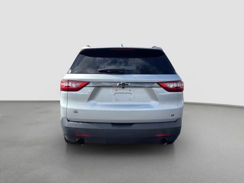 Used 2019 Chevrolet Traverse LT FWD image 5