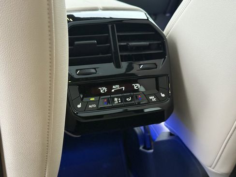 Certified 2024 BMW iX M60 image 27