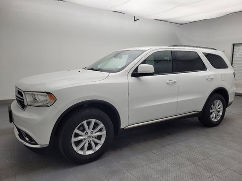 Used 2020 Dodge Durango SXT AWD/4WD image 2