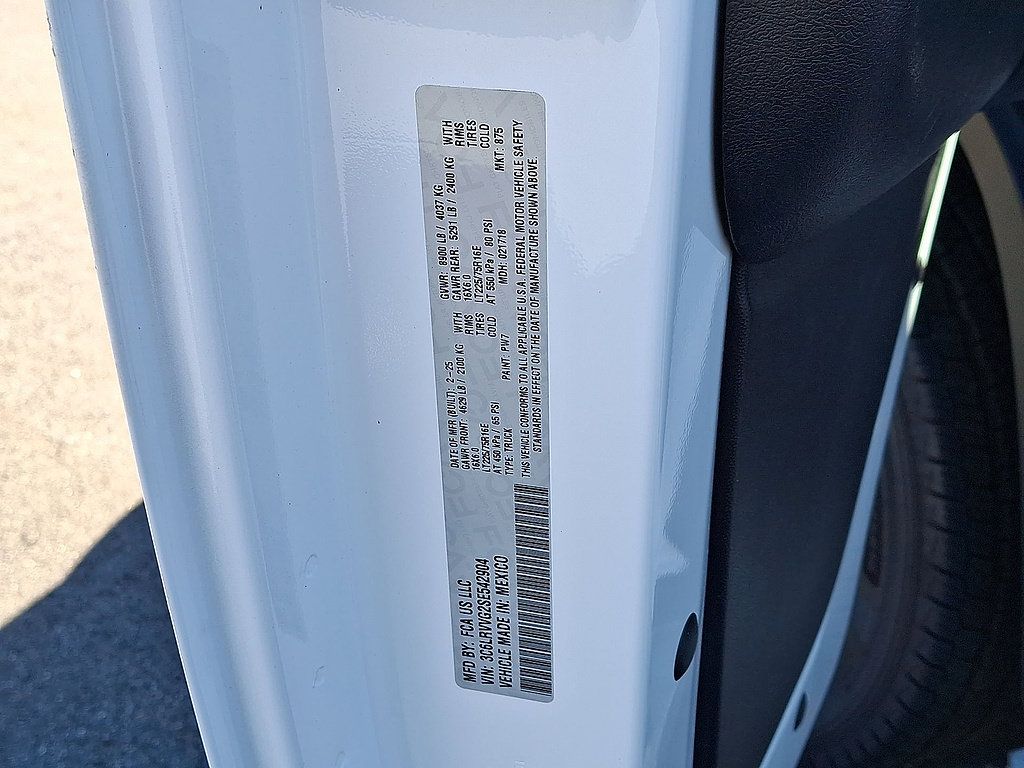 Used 2025 RAM ProMaster 2500 w/ U-Haul Equipment Group FWD image 18