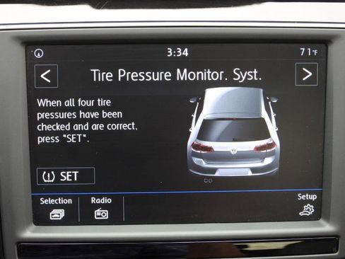 Used 2017 Volkswagen Golf SEL FWD image 67