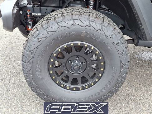 New 2025 Jeep Wrangler Willys image 20