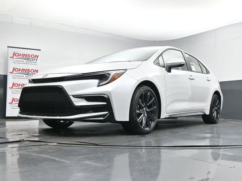 New 2026 Toyota Corolla SE FWD image 31