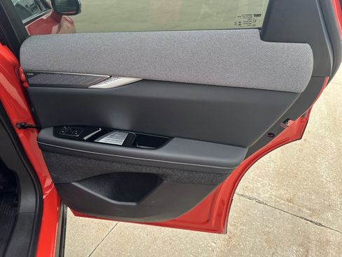 New 2025 Cadillac Optiq Sport 2 w/ LPO, Floor Liner Package image 28